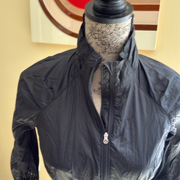 Jacket - Picture 3 of 7